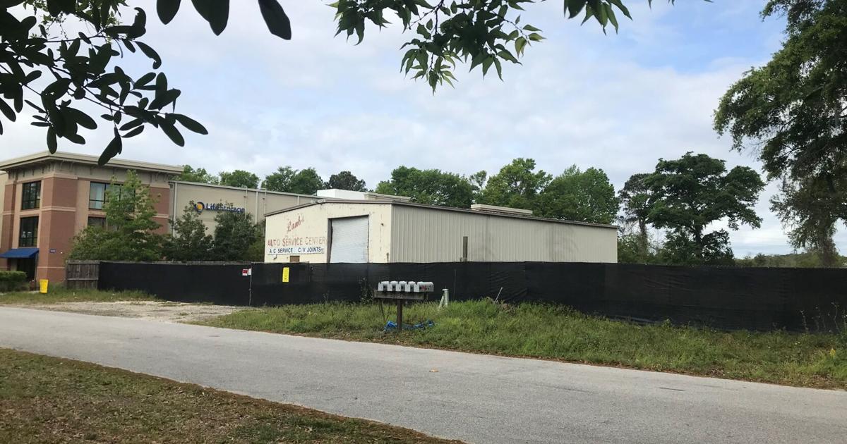 New restaurant to be built in Mount Pleasant;  Lowcountry's 8th Planet Fitness on the way